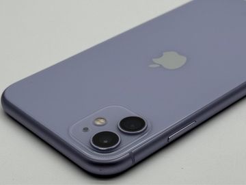 iPhone 11 64gb Purple