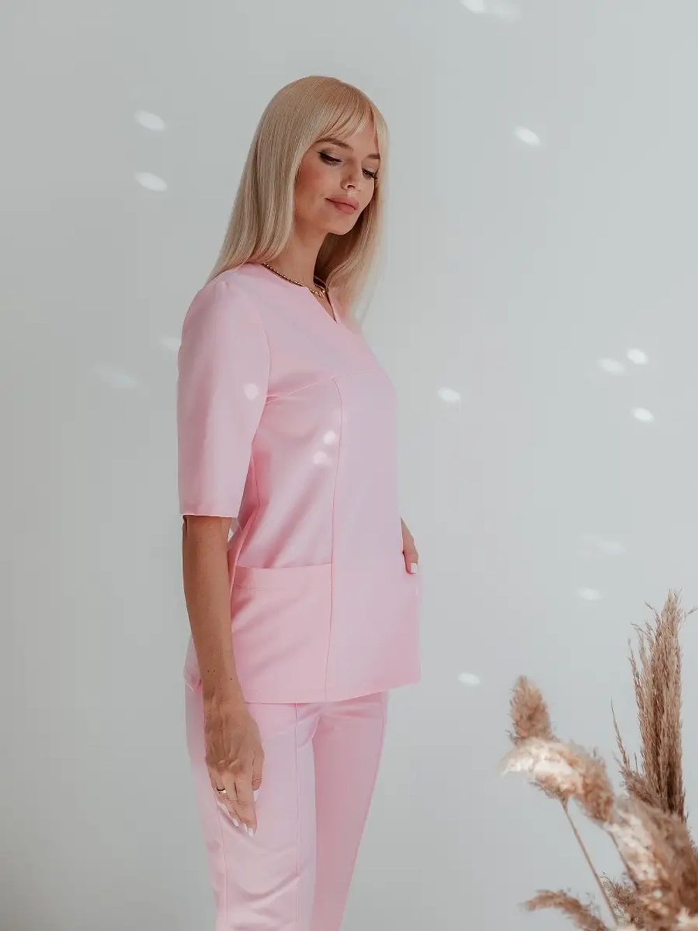 Рубашка медицинская стрейч розовая