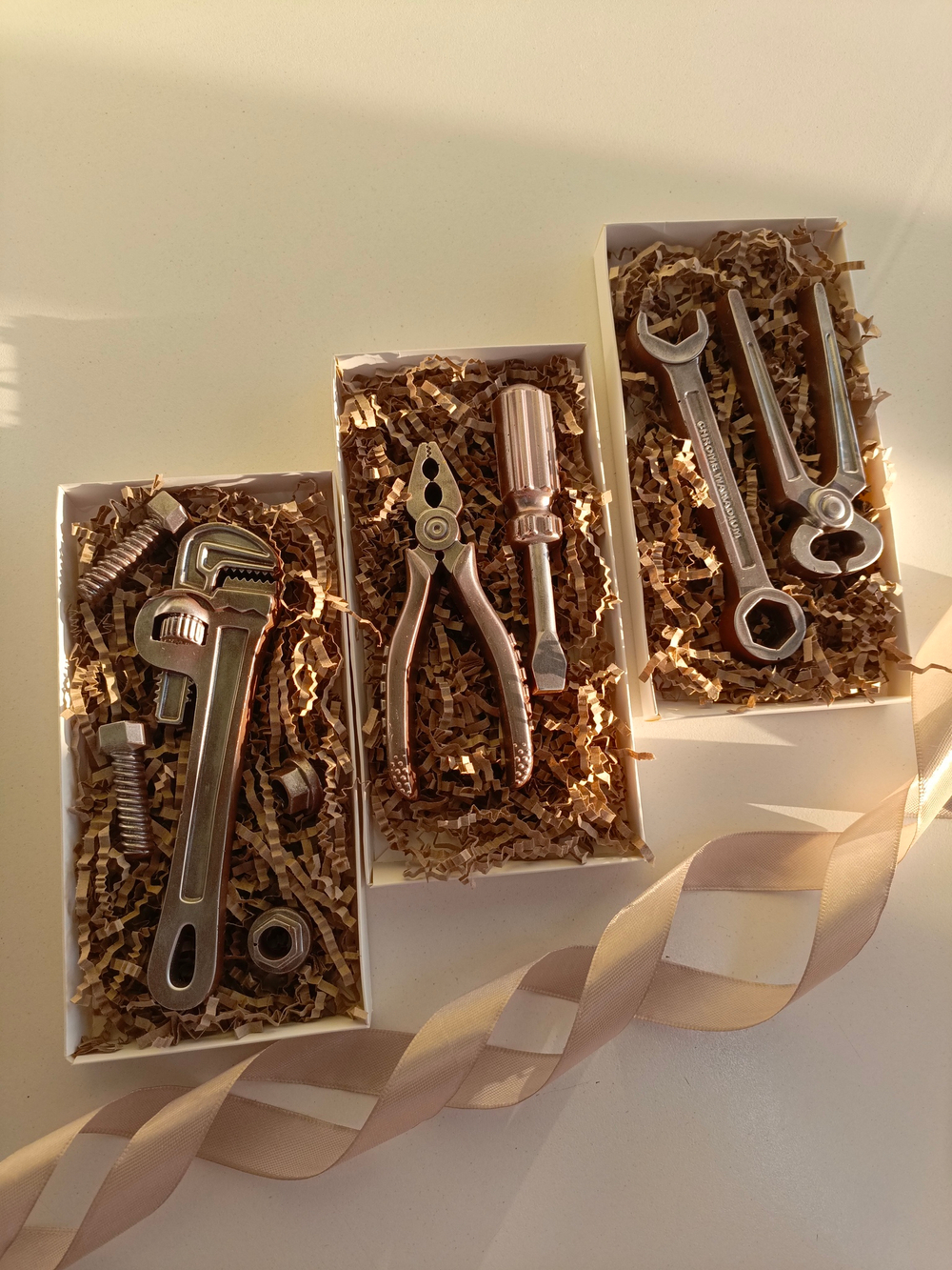 Шоколадные инструменты в ассортименте