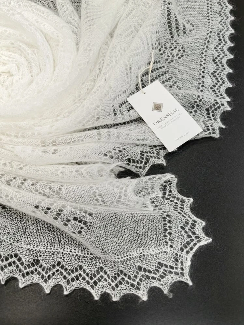 Оренбургский пуховый платок-паутинка А120-02 экрю