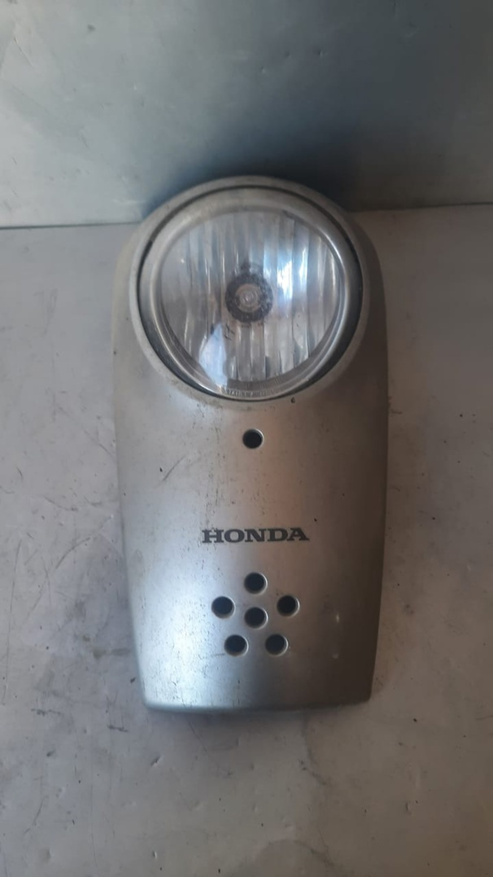 накладка паруса (пластик) с фарой хонда крея скупи 55 honda crea scoopy AF55 (1)
