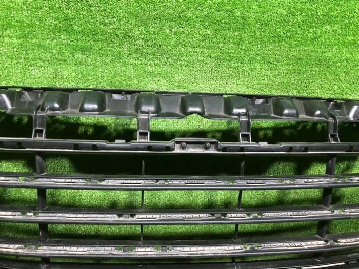 Решетка переднего бампера Porsche Cayenne 3 17-23