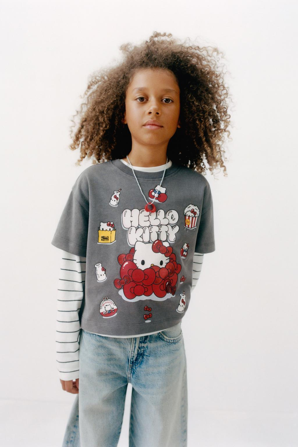 ZARA ФУТБОЛКА HELLO KITTY © SANRIO, АНТРАЦИТОВО-СЕРЫЙ