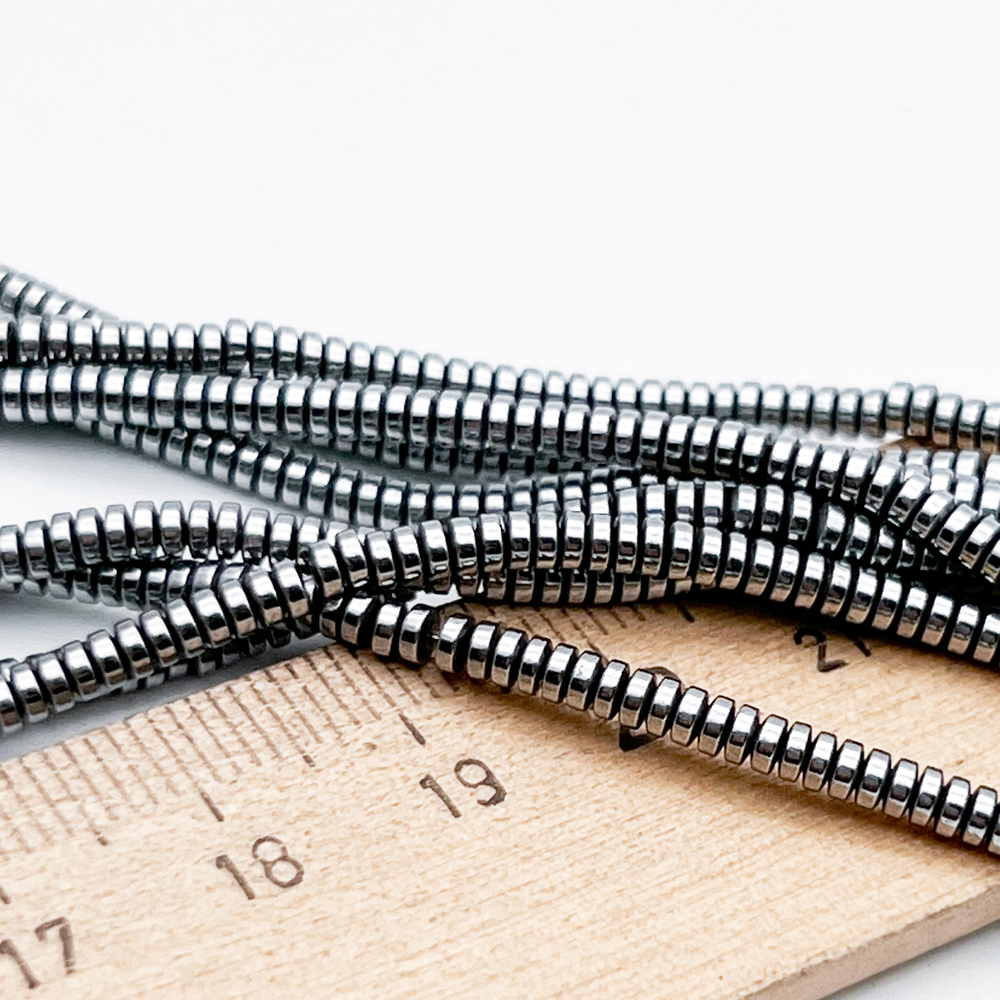 Гематит Рондель бусины (имитация), цвет серебристый, размер около 2,5*1 мм, цена за отрезок 19 см (1/2 нити)