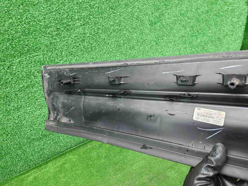 Накладка двери правая Mercedes GLB X247 (19-нв)