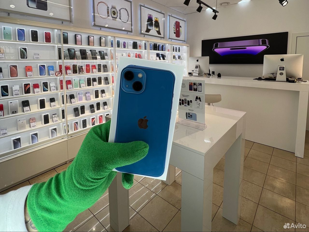 iPhone 13 256 ГБ б/у