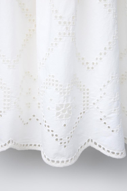 ZARA ПЛАТЬЕ С ВЫШИВКОЙ «СЕРДЦА», БЕЛЫЙ/РОЗОВЫЙ