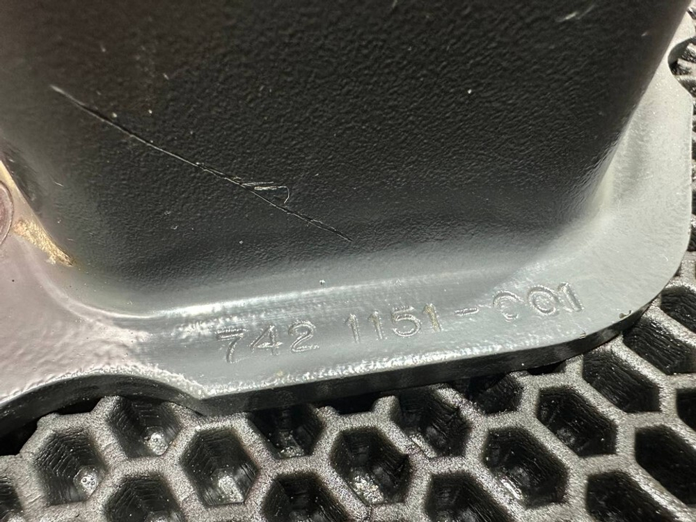 Подушка двигателя задняя 2019г