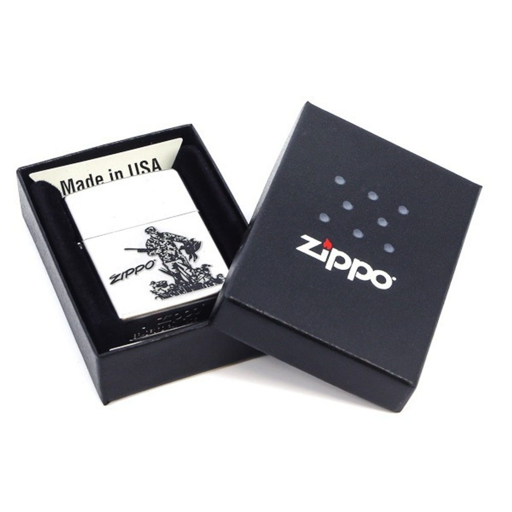 Зажигалка серебристая матовая Zippo Duck Hunting с покрытием Satin Chrome