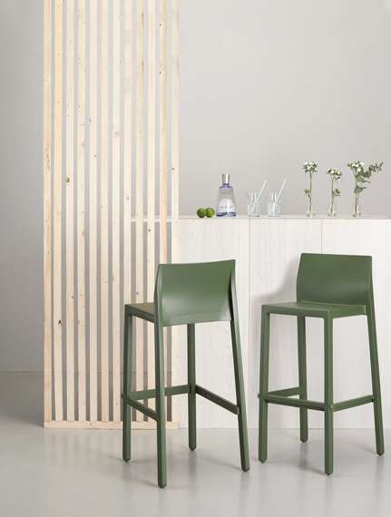 Полубарный стул Kate зеленый