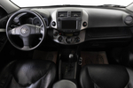 Toyota RAV4, 2011 год