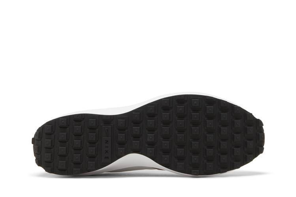 Кроссовки Nike Waffle Debut