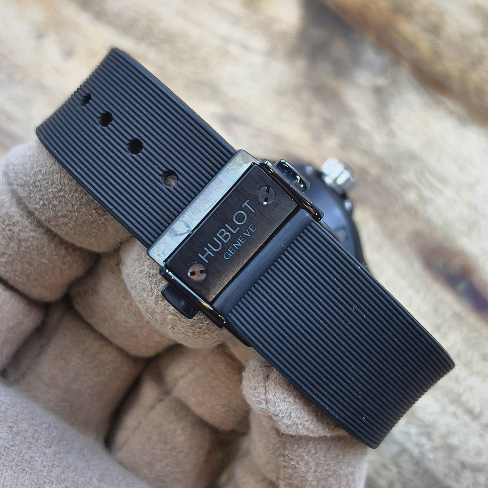 Часы Hublot