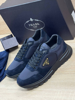 Кроссовки Prada