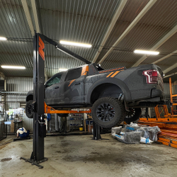 WDK-525N Подъемник двухстоечный с верхней синхронизацией 5 тонн, одност. разбл., 380В