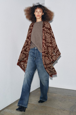 ZARA ДЛИННАЯ ЖАККАРДОВАЯ НАКИДКА, ГРАНАТОВЫЙ