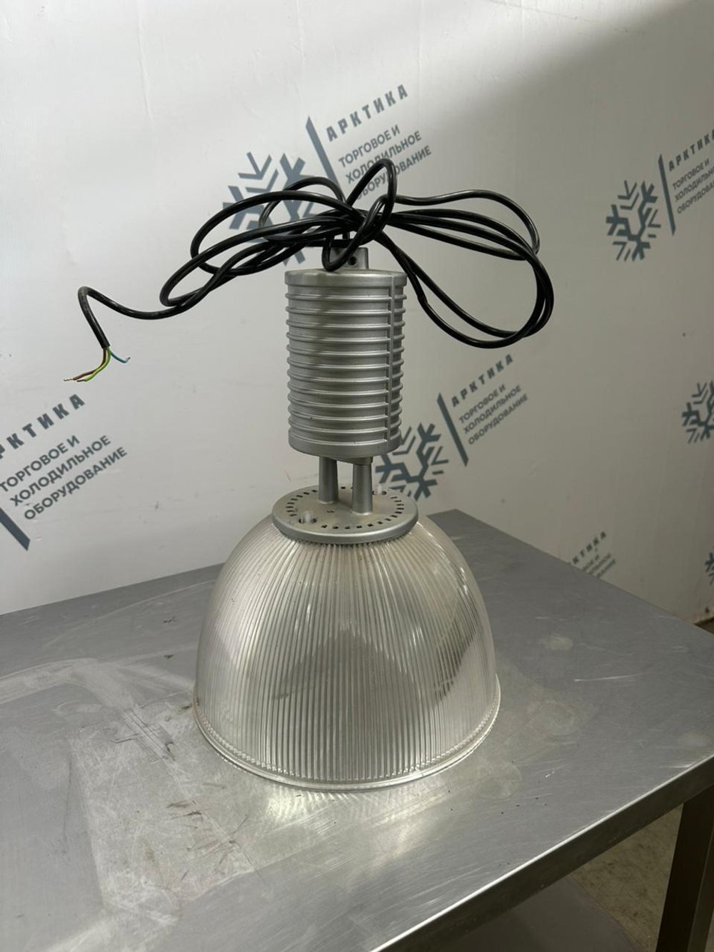 Пoдвecнoй cвeтильник lival secur 812