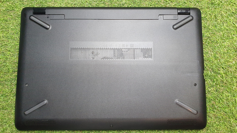 Ноутбук HP  Pentium /4 Gb