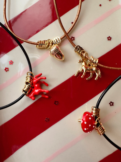 Кожаный шнурок Красная лошадка 26