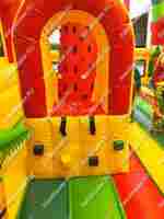 Надувной батут "Страна Сафария" с крышей и высокими горками 12*6*6 м