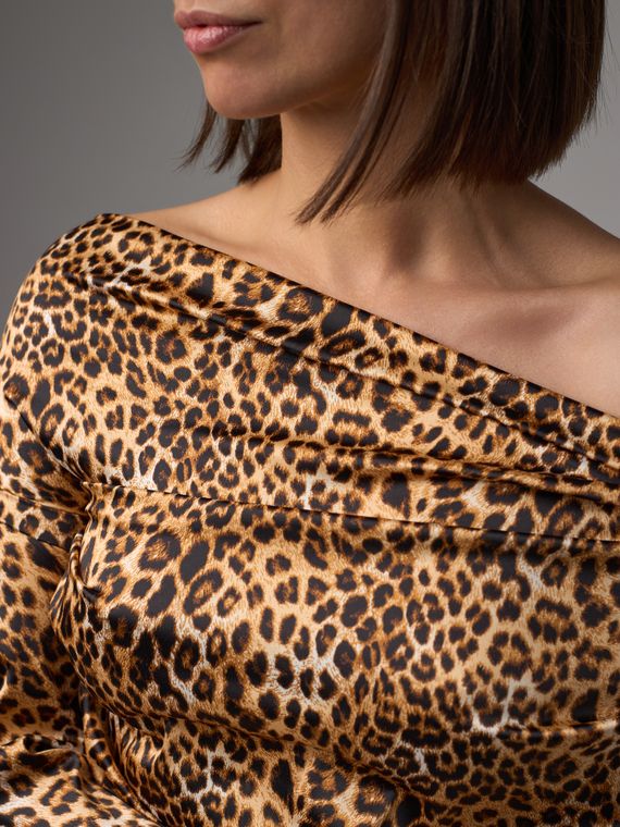 Атлас-стрейч бельевой, Китай, леопард, бежевый/коричневый/черный