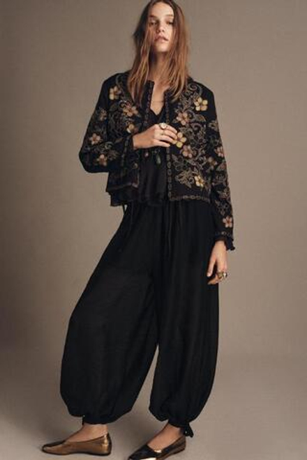 ZARA КУРТКА ZW COLLECTION С ВЫШИВКОЙ, ЧЕРНЫЙ