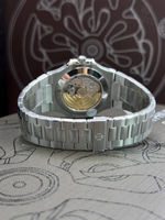Часы Patek Philippe Nautilus