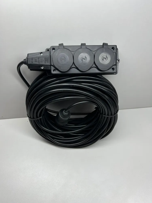 Удлинитель уличный силовой 15 метров ПВС 2*1,5 мм для газонокосилки и триммера. Строительный ударопрочный удлинитель ПВС 15 м. Кабель бытовой 15 метров 3-ня черный каучук.