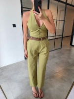 Костюм с жилетом, с открытой спиной