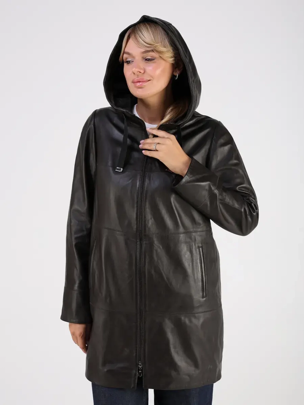 Кожаная куртка демисезонная с капюшоном длинная
