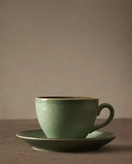 ZARA HOME ЧАЙНАЯ ЧАШКА ИЗ ФАРФОРА С ИСКУССТВЕННО СОСТАРЕННОЙ КАЙМОЙ, ЗЕЛЕНЫЙ