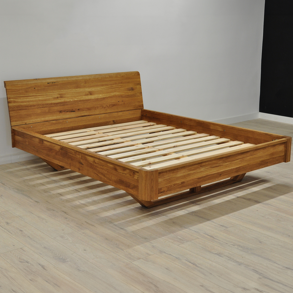 Парящая кровать Калантея 160х200 см из массива дикого дуба