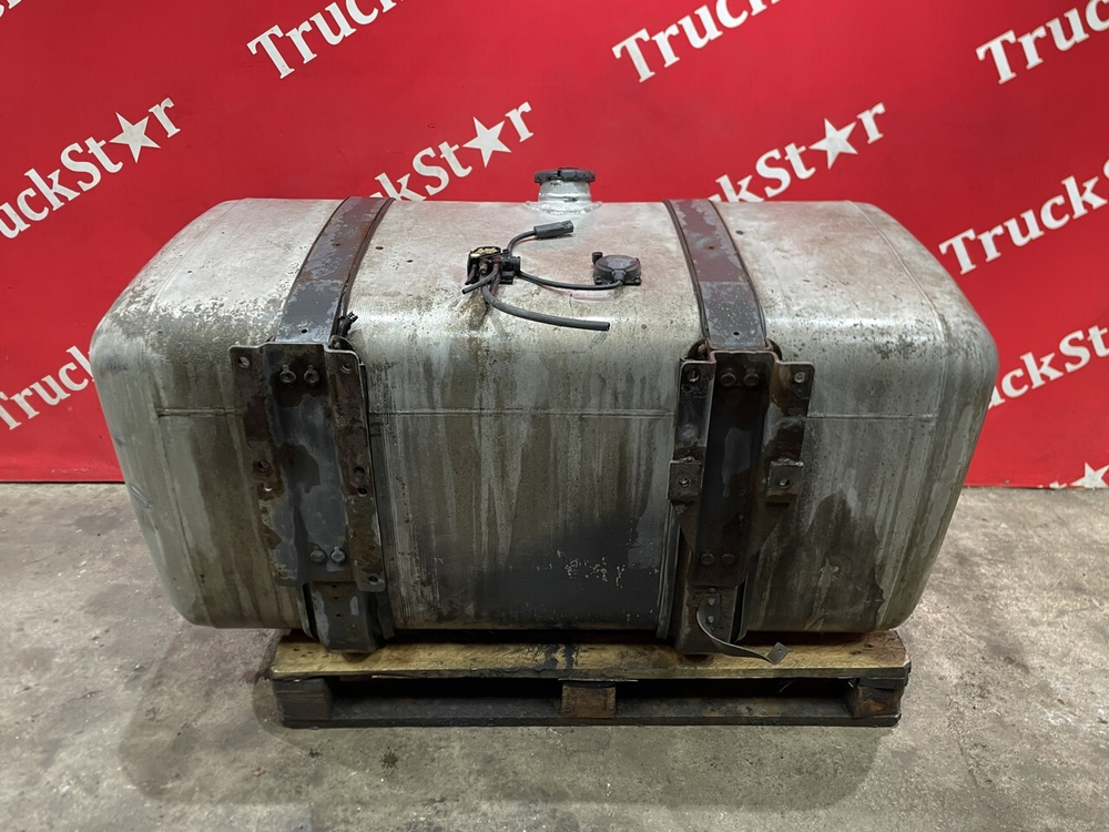 Бак топливный 650L