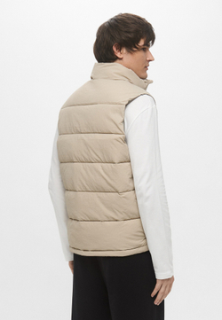 Жилет утепленный мужской GUESS