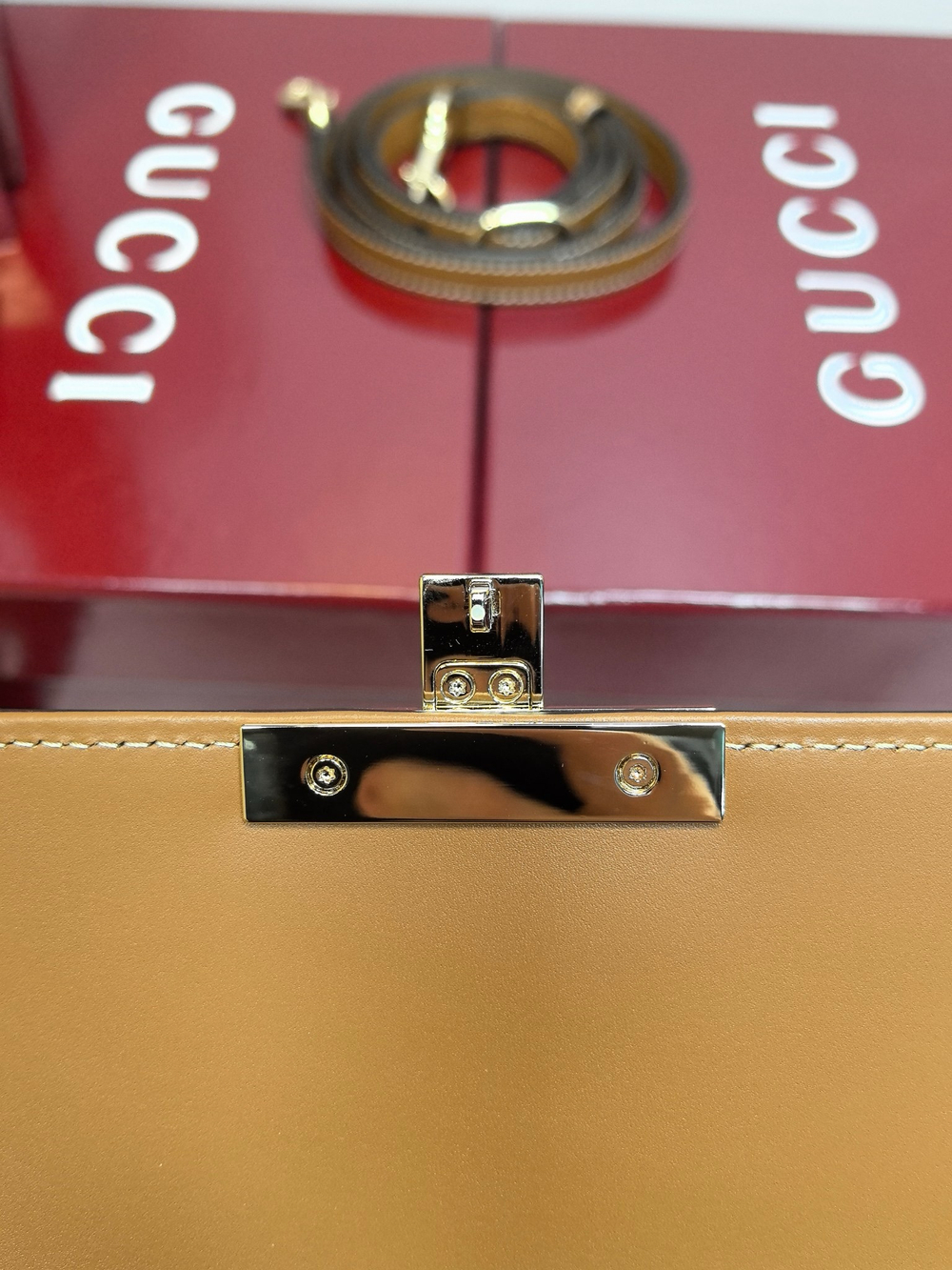 Padlock top handle bag