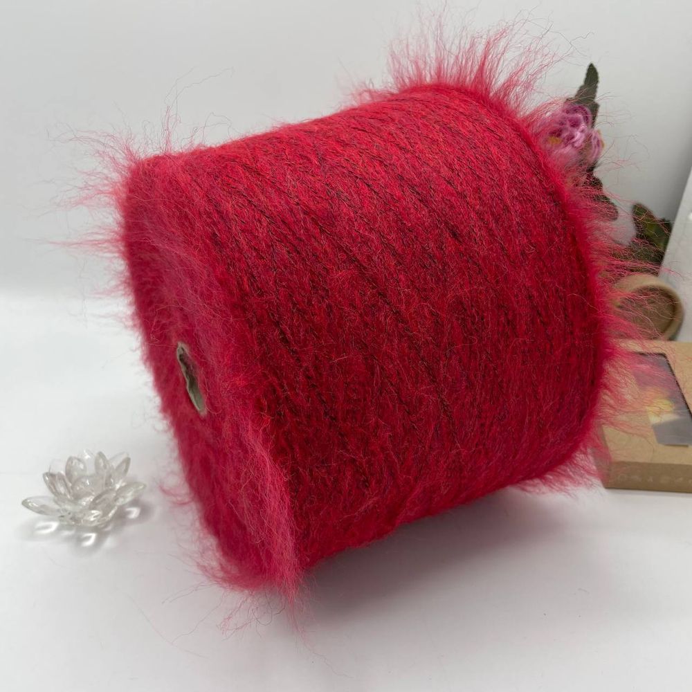 LAGOPOLANE 18% вспушенный меринос 17% полиамид 46% полиакрил 15% нейлон 4% др. волокна