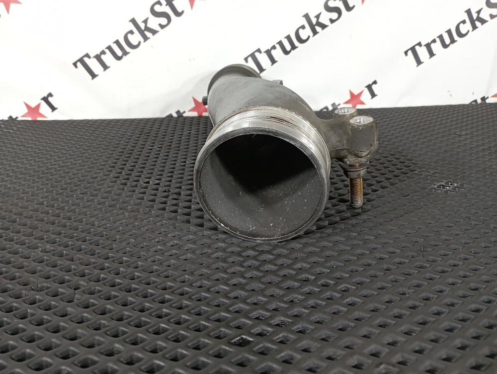 Патрубок интеркулера 2018 г.