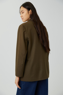 Объёмный винтажный жакет хаки