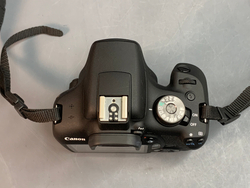 Canon 2000D Kit 18-55mm 3.5-5.6 IS II 4.700 кадров