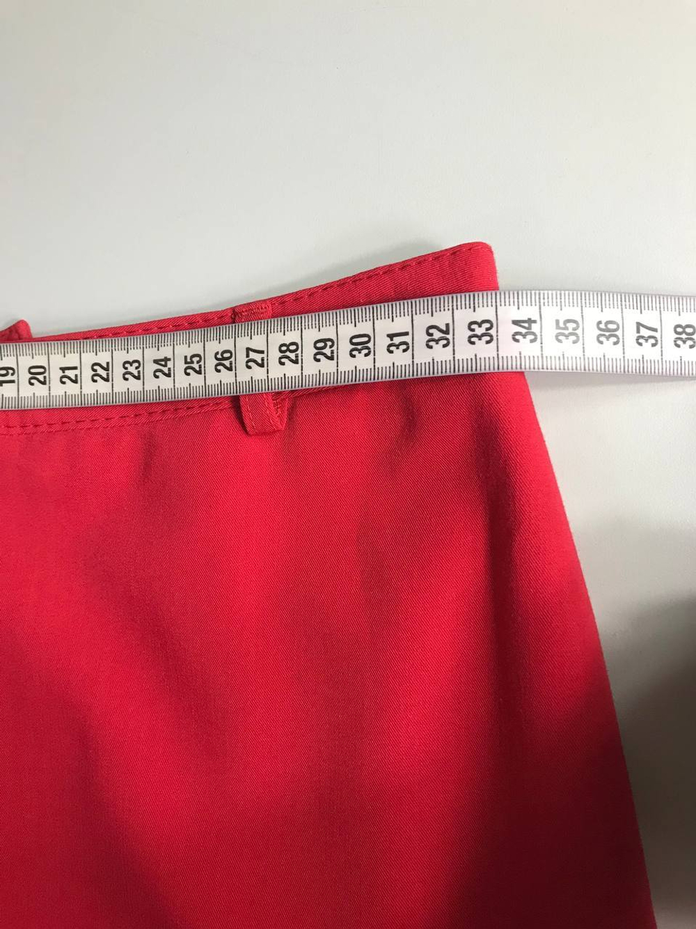 Юбка Dress Code яркого цвета, визуально на 40 размер