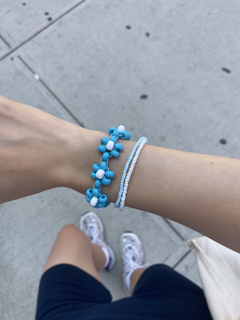 daisy bracelet