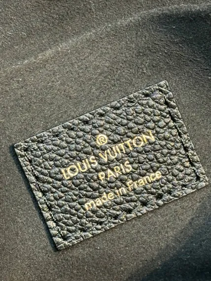 Клатч Louis Vuitton Felicie черный