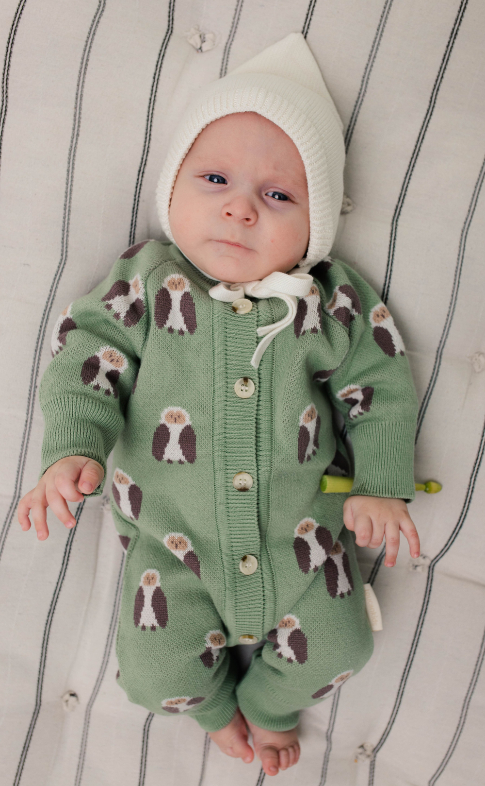 Чепчик вязаный (экрю)