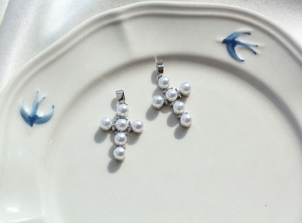 Подвеска "Крест" 26мм, с бусинами и стразами