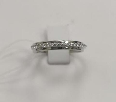 Кольцо из золота с бриллиантами