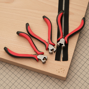 Инструмент для снятия зубьев с молнии