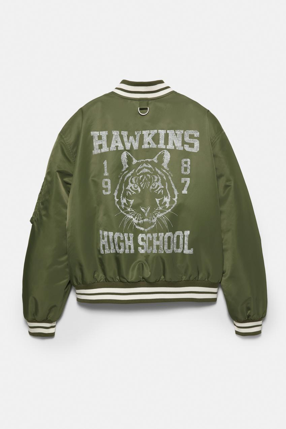 PULL&BEAR Куртка-бомбер "Stranger Things", зеленый