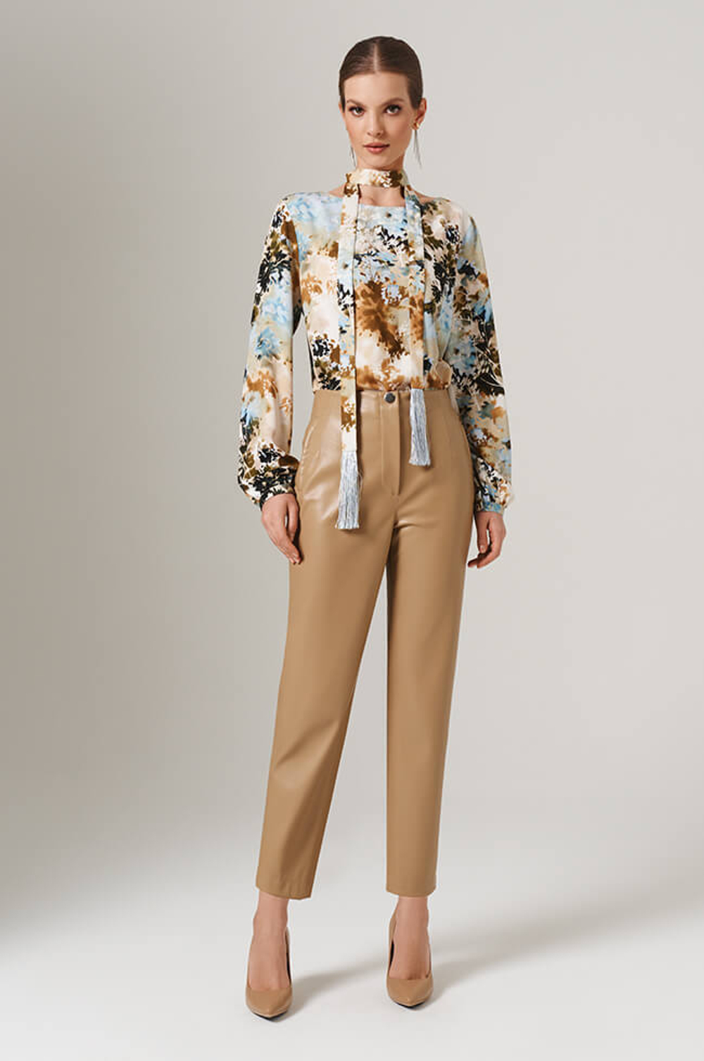 23152 Блузка женская (бежево-голубой принт)