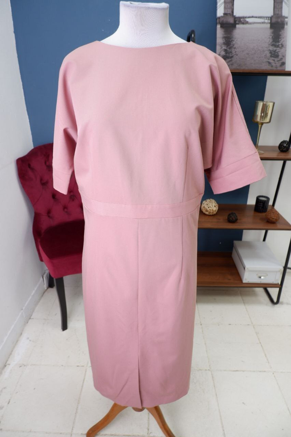 Платье однотонное 48 размер