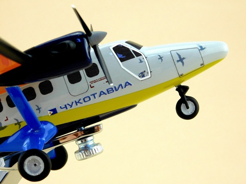 Модель самолета DHC 6 Twin Otter (М1:72, ЧукотАвиа)